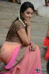 Anita at Manalo Okadu Movie Opening